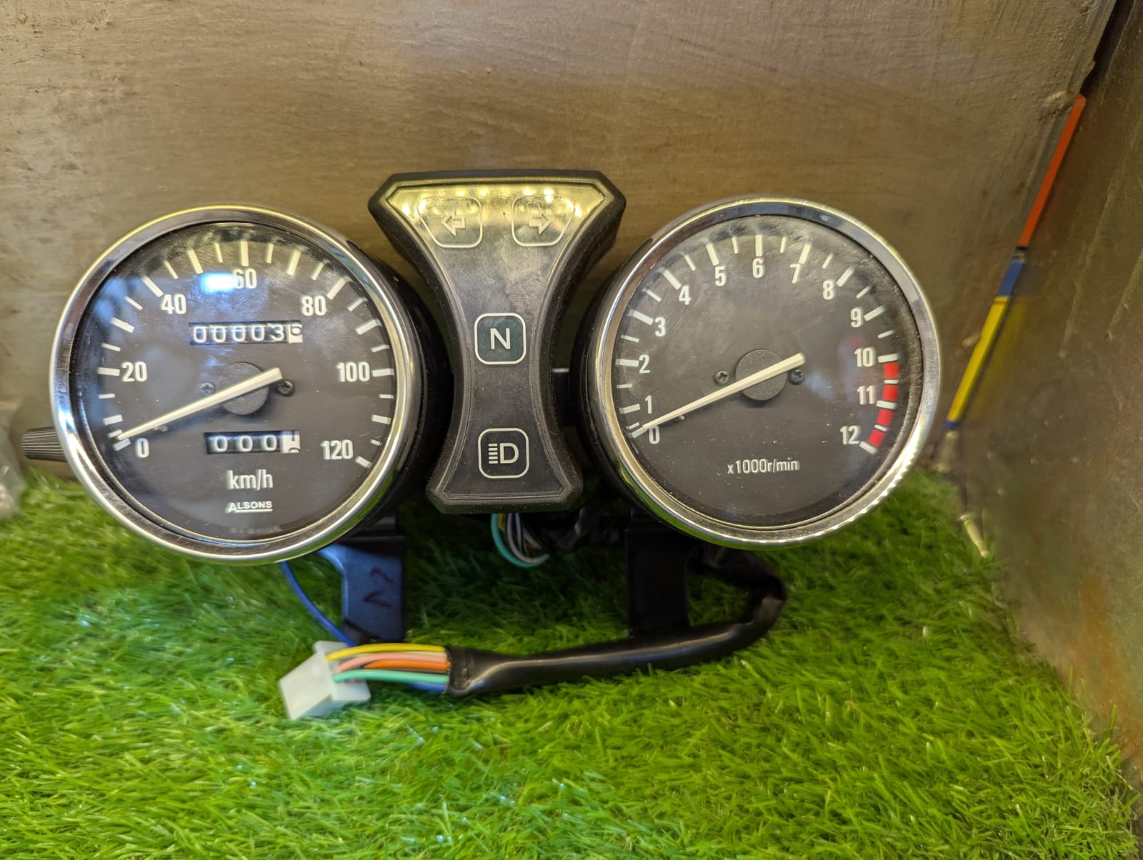Complete Meter for Suzuki GS150 | High-Quality Speedometer Assembly