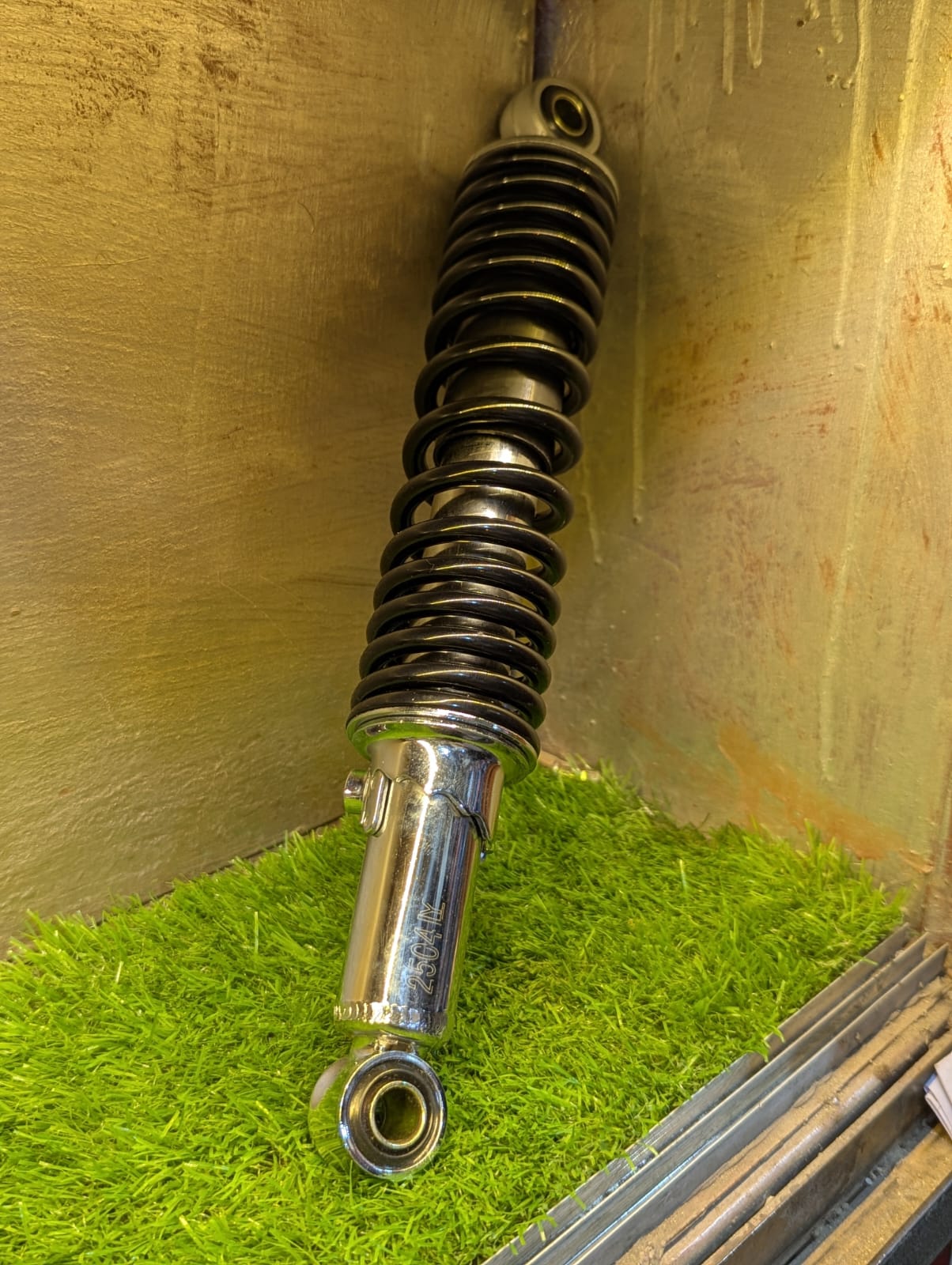 Rear Shock Absorber for Suzuki GS150 | High-Quality Suspension Replacement